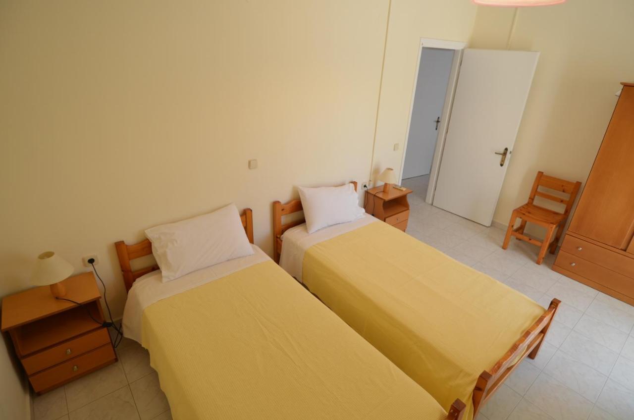 Panagiotis I & II Stds And Apts ซีลีวี ภายนอก รูปภาพ
