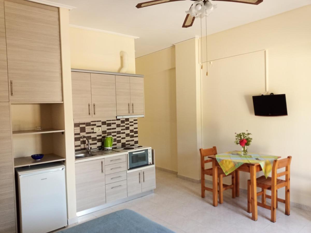 Panagiotis I & II Stds And Apts ซีลีวี ภายนอก รูปภาพ